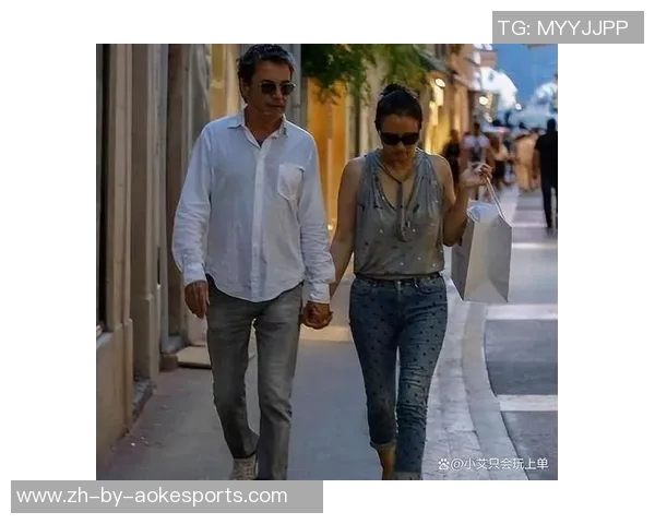 国外足坛巨星私生活揭秘婚姻家庭情感故事与幕后点滴