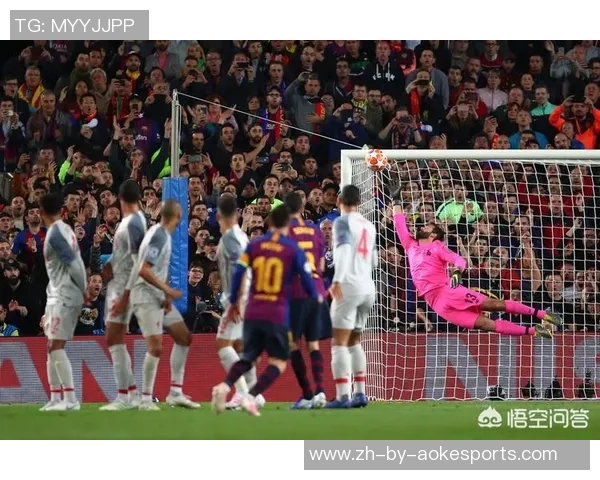 足球场上的传奇外号揭秘 从梅西小跳蚤到C罗超人背后的故事 足球场上的传奇外号揭秘 从梅西小跳蚤到C罗超人背后的故事